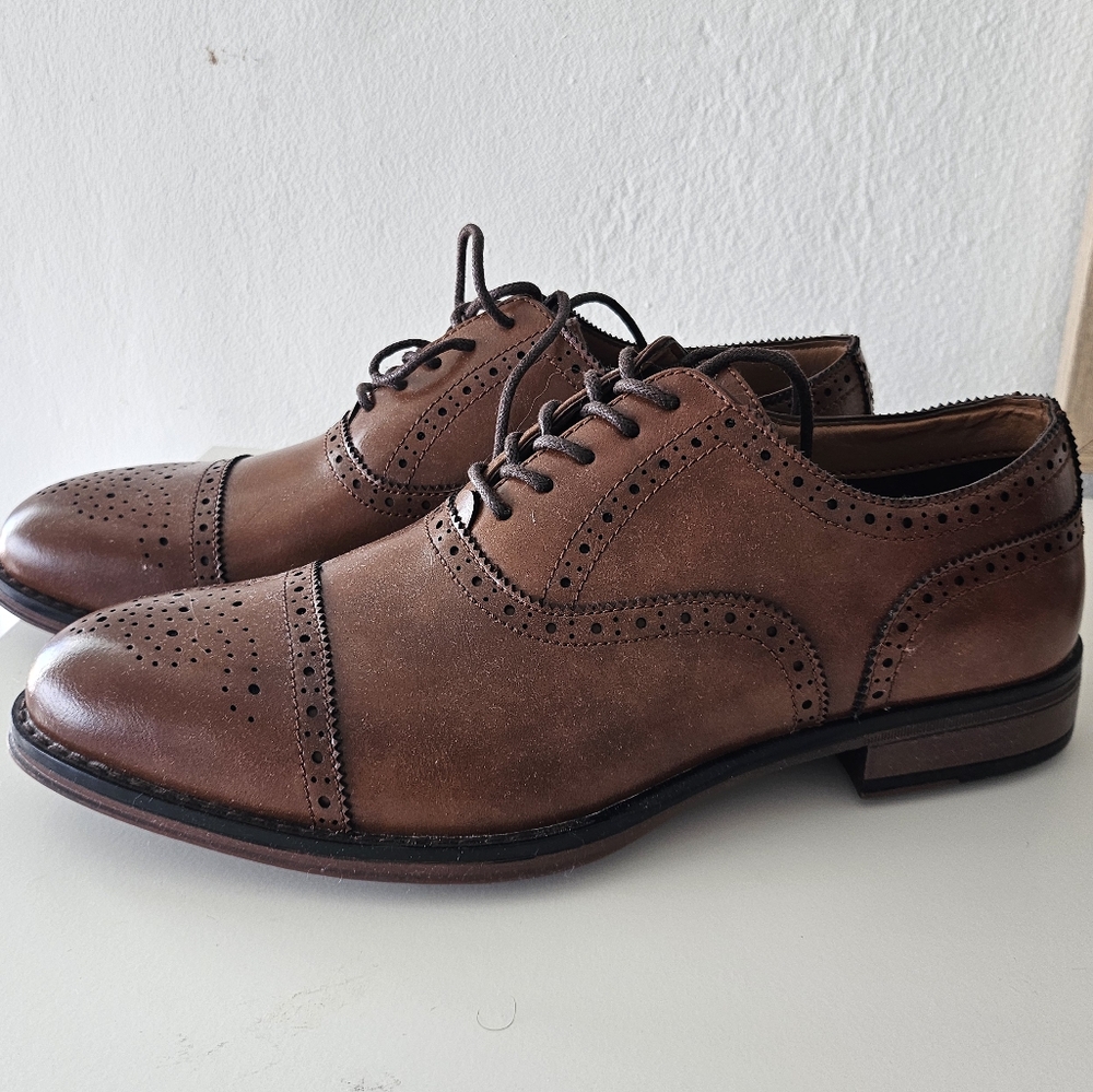 Brand new oxford shoes. Madden with Ortholite